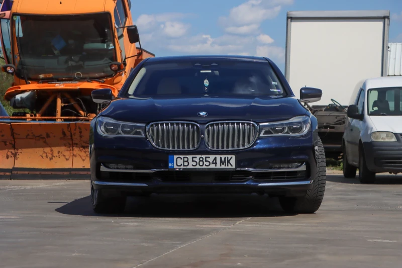 BMW 750, снимка 5 - Автомобили и джипове - 52588518