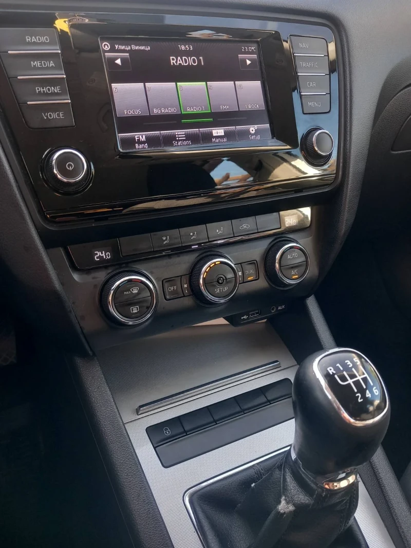 Skoda Octavia, снимка 12 - Автомобили и джипове - 52103443