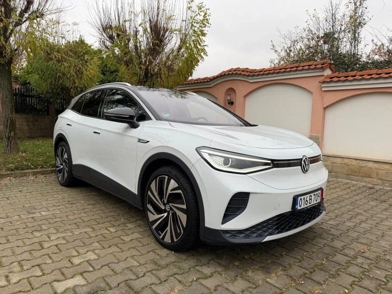 VW ID.4 1st/PRO/21/Pano/Memory/360/HeadUp/Full/108km, снимка 3 - Автомобили и джипове - 52356925