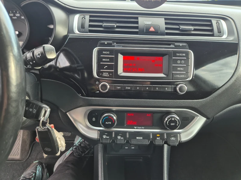 Kia Rio 1.1Crdi EURO6, снимка 13 - Автомобили и джипове - 52307781