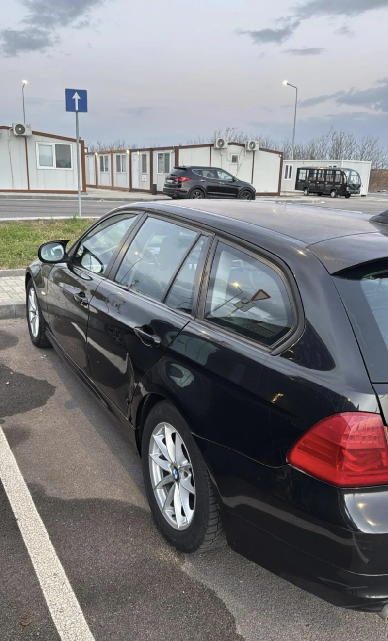 BMW 320 FACELIFT, снимка 4 - Автомобили и джипове - 53013951