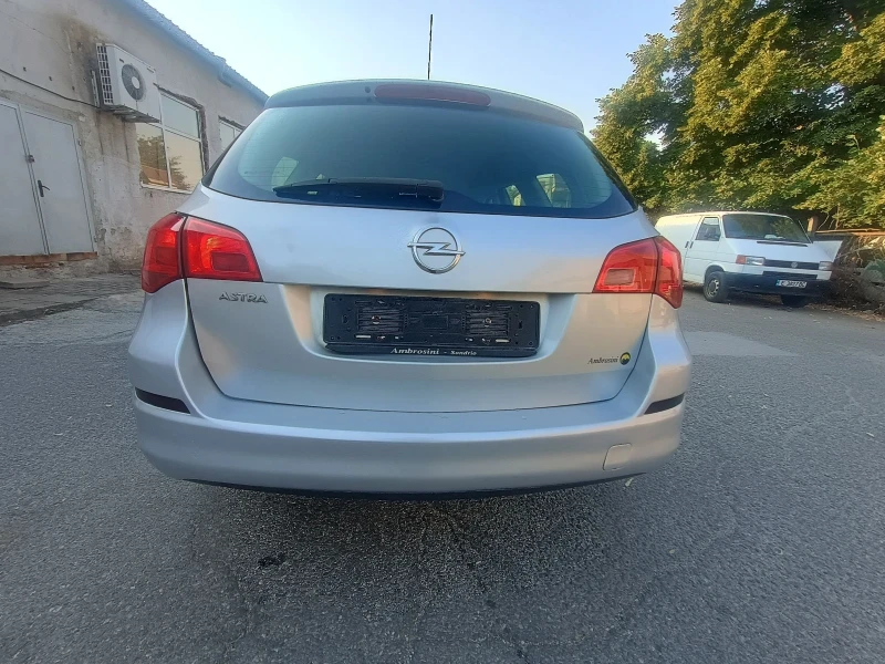 Opel Astra 1.6 16v 116hp, снимка 5 - Автомобили и джипове - 53105258