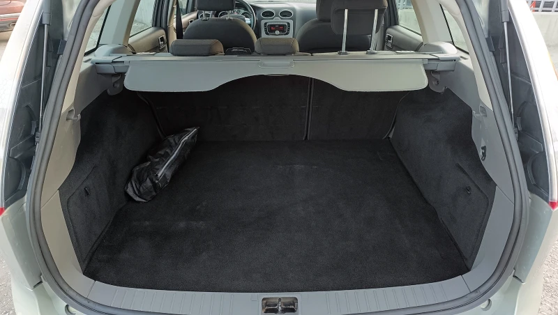 Ford Focus 2.0i LPG , снимка 14 - Автомобили и джипове - 53247287