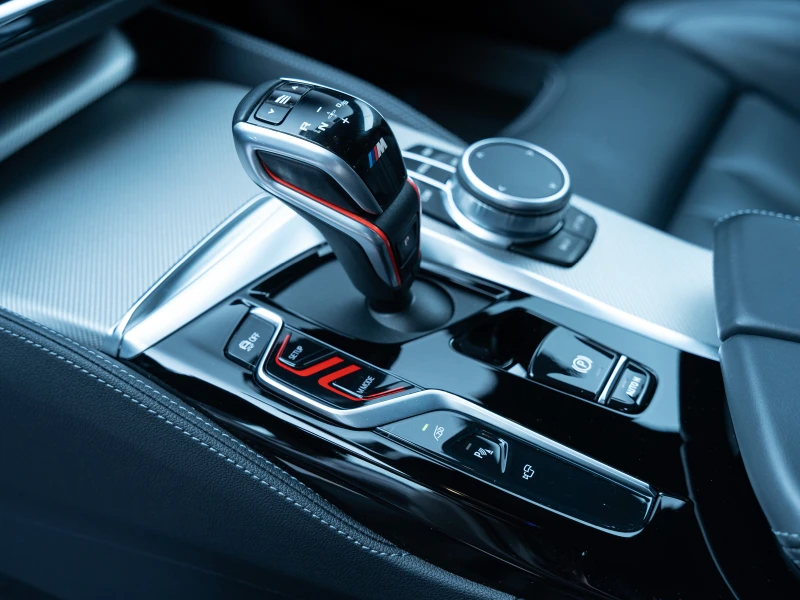 BMW M5, снимка 13 - Автомобили и джипове - 53248443