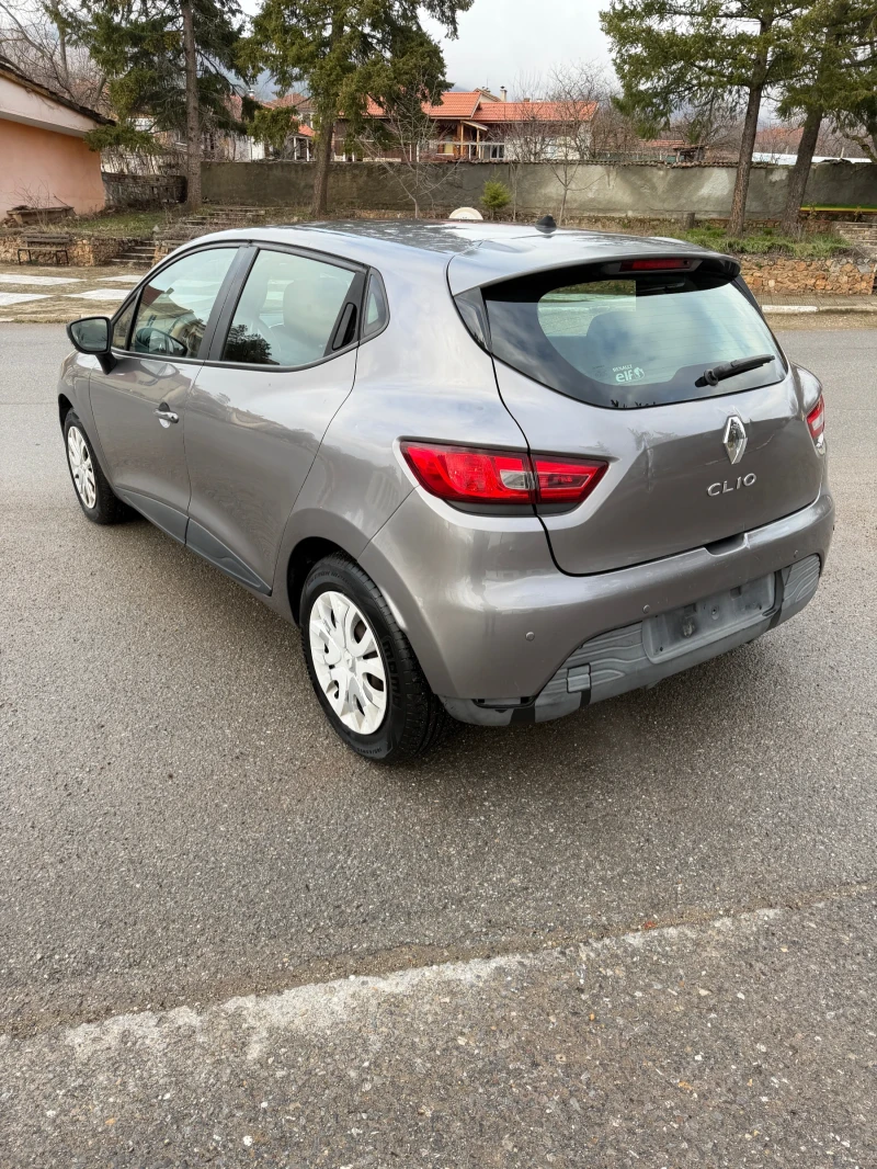 Renault Clio 1.2 газов инжекцион, снимка 5 - Автомобили и джипове - 53542227