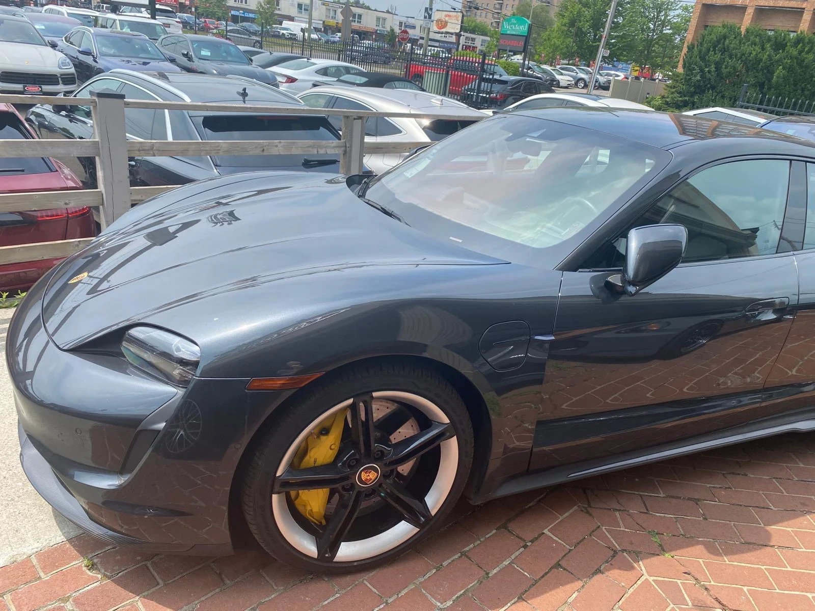 Porsche Taycan Turbo S, снимка 1