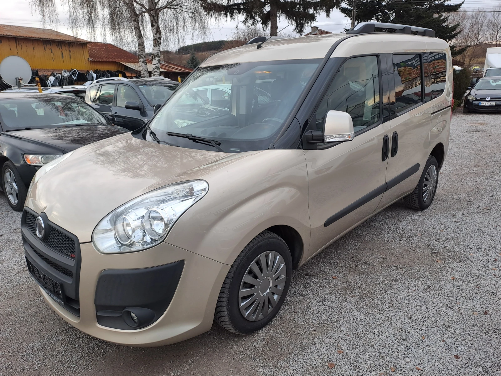 Fiat Doblo 1.6  m-jet - изображение 2