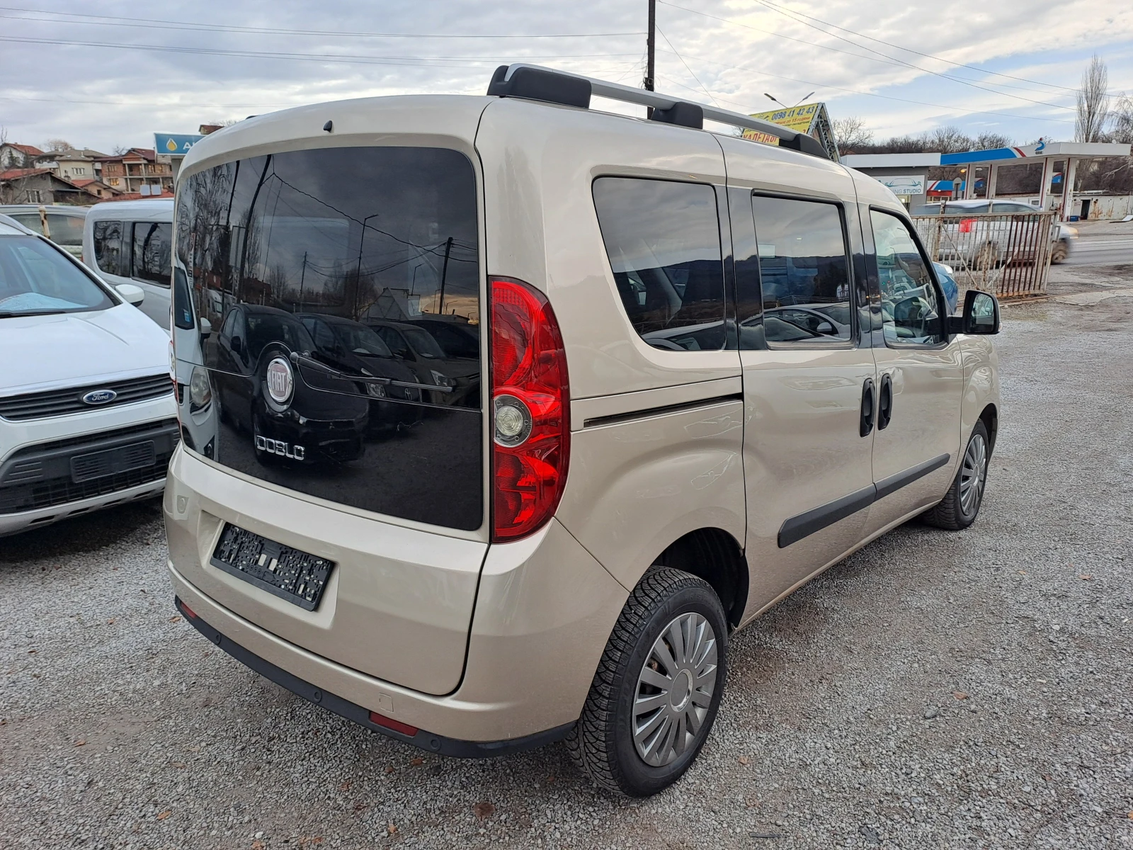 Fiat Doblo 1.6  m-jet - изображение 5