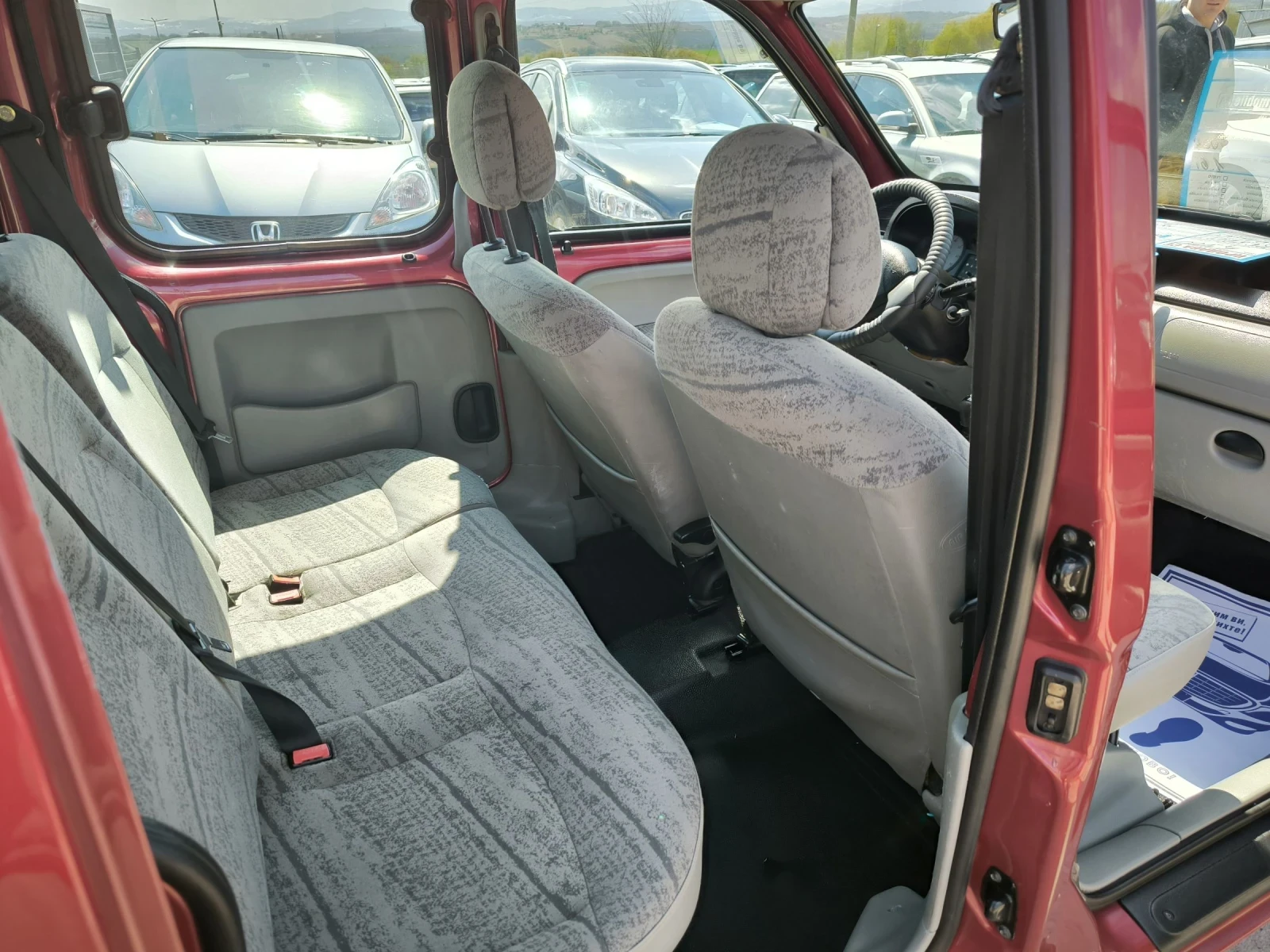 Renault Kangoo 1.6i - изображение 10