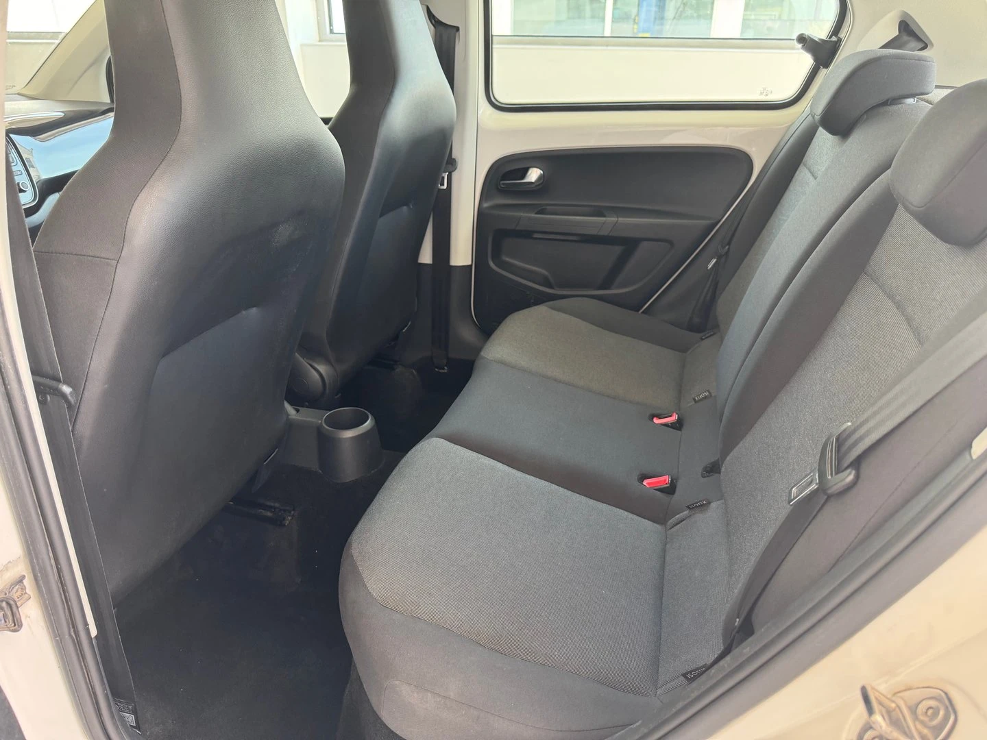 VW Up VW move up! 1.0 EcoFuel BMT - изображение 6