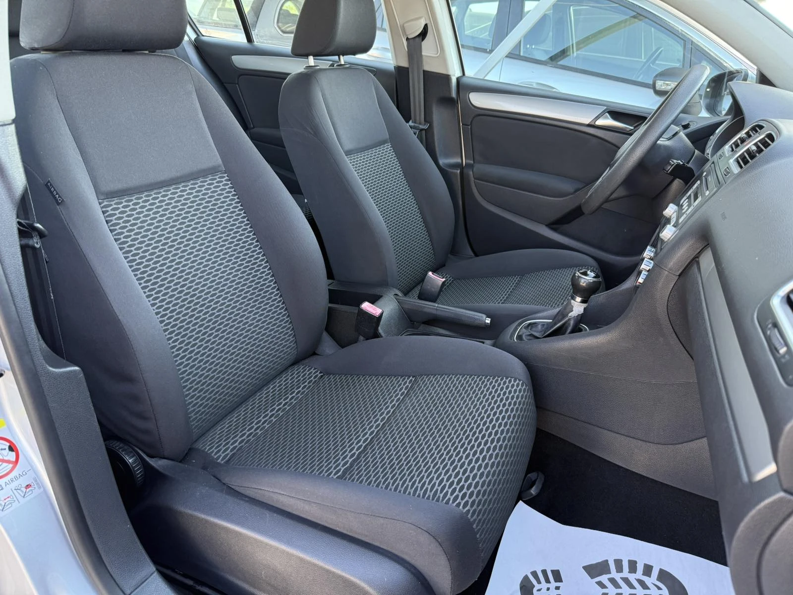 VW Golf 1.6TDI 105kc Italia | Mobile.bg � ����������� 13