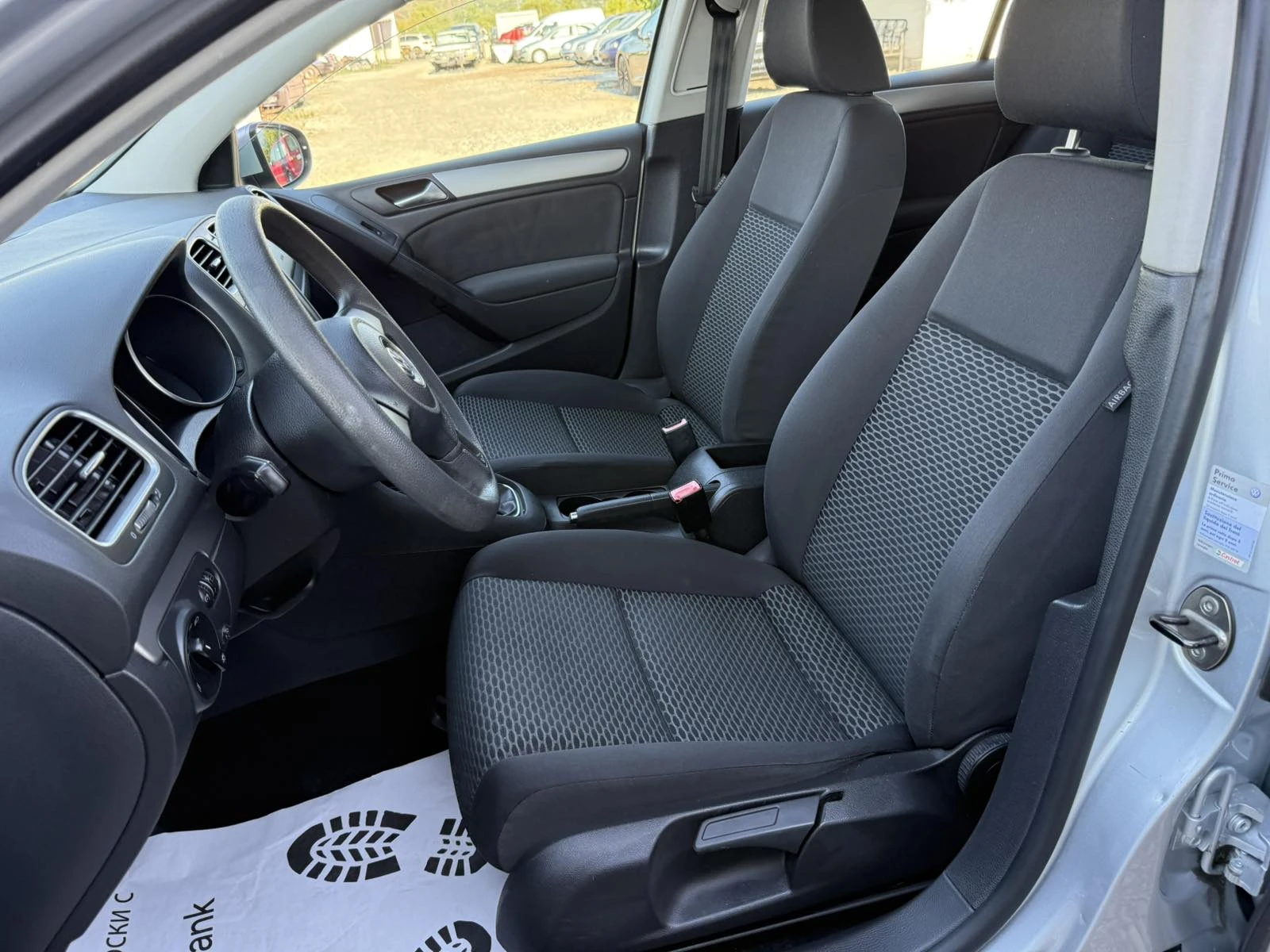 VW Golf 1.6TDI 105kc Italia - изображение 9