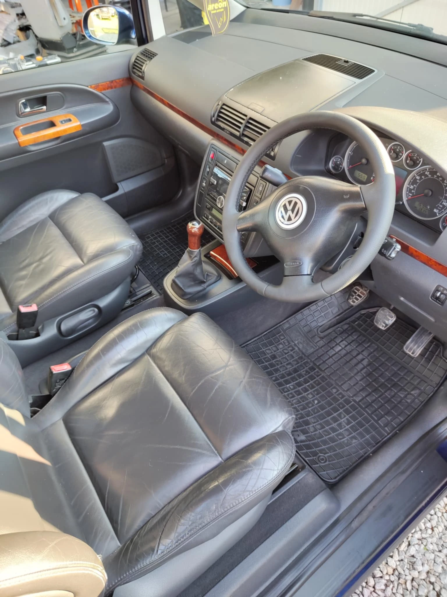 VW Sharan  - изображение 2