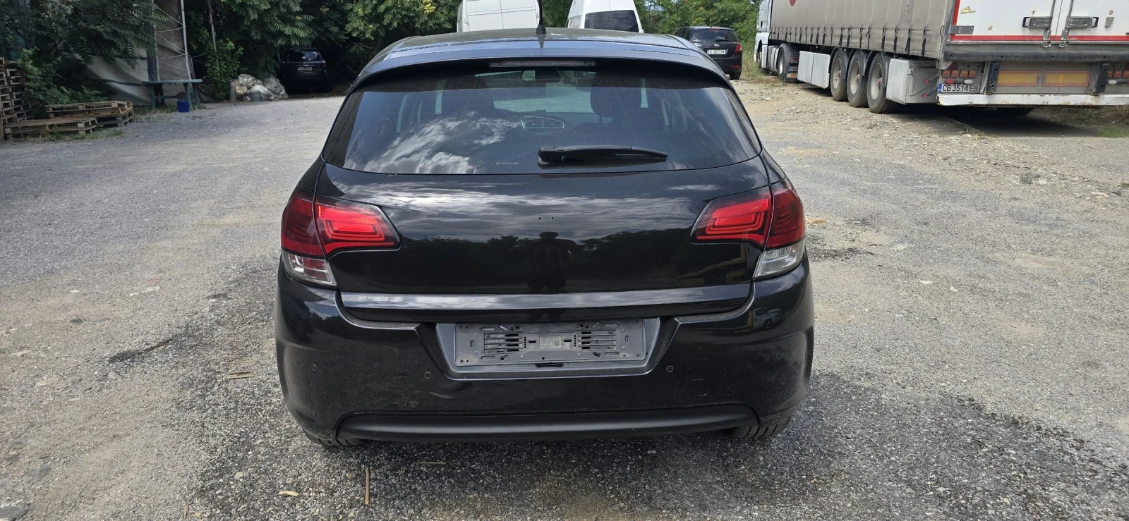 Citroen C4 1.6 HDI-AUTOMATIC - изображение 4
