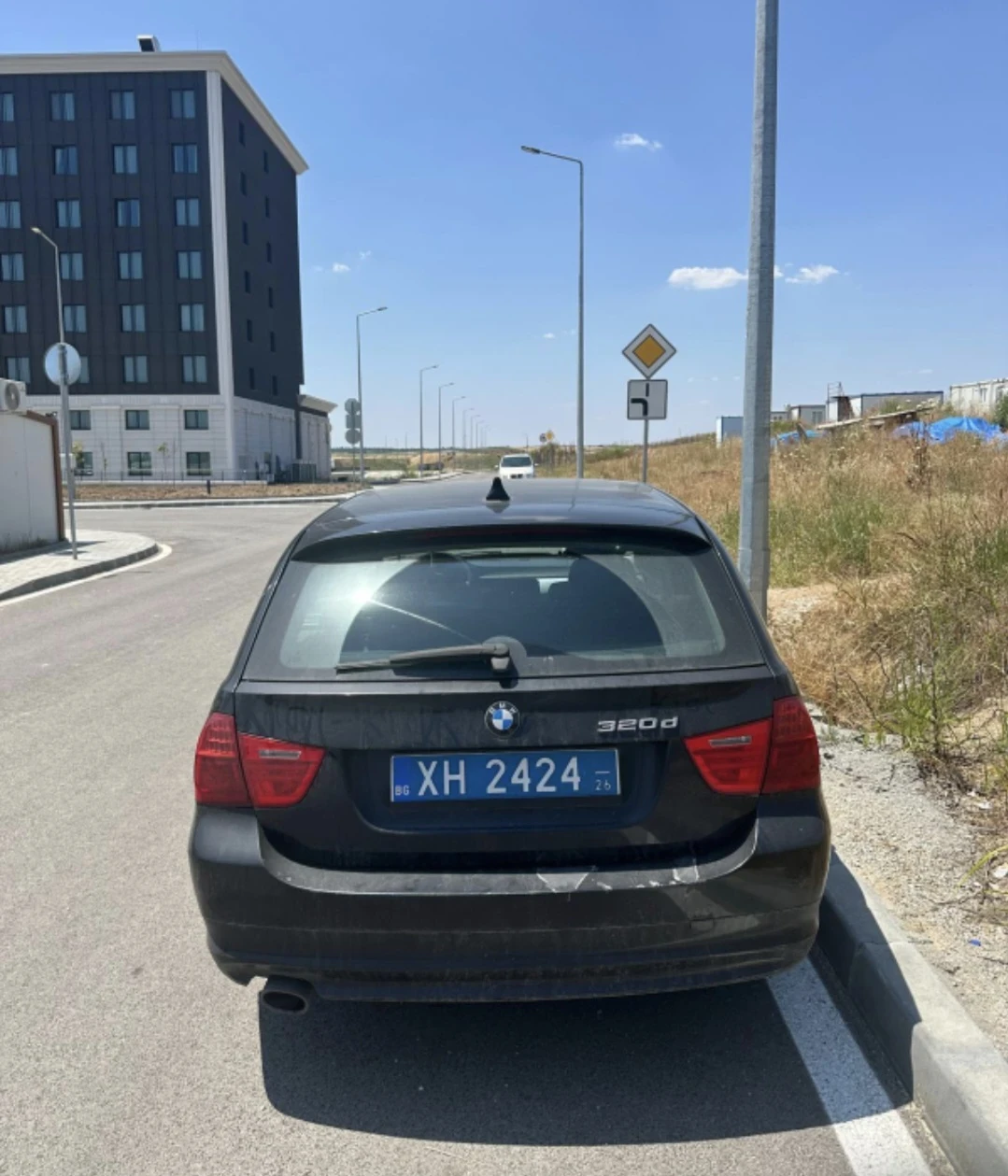 BMW 320 FACELIFT - изображение 6