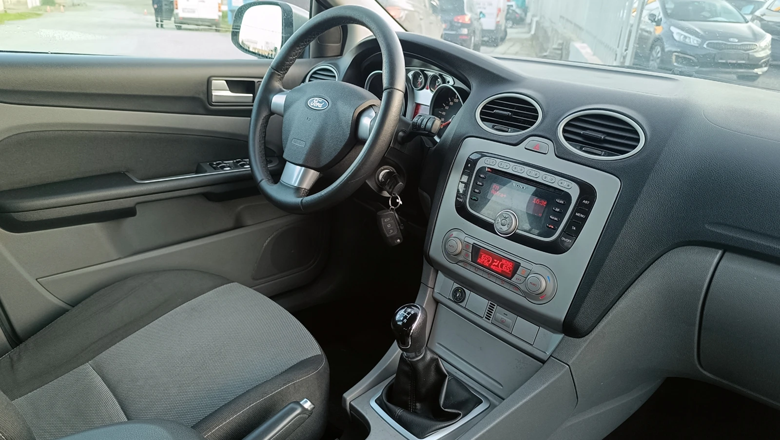 Ford Focus 2.0i LPG  | Mobile.bg � ����������� 11