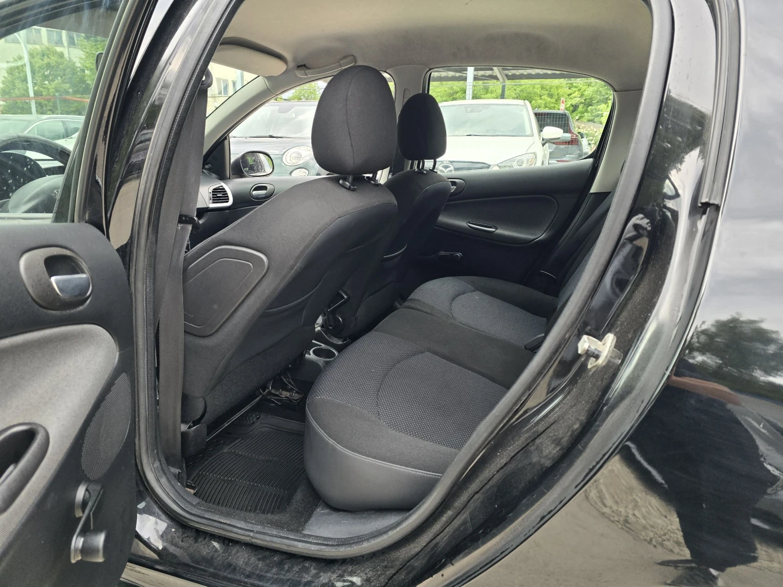 Peugeot 206 Plus Фабрична газ , снимка 11 - Автомобили и джипове - 53538492