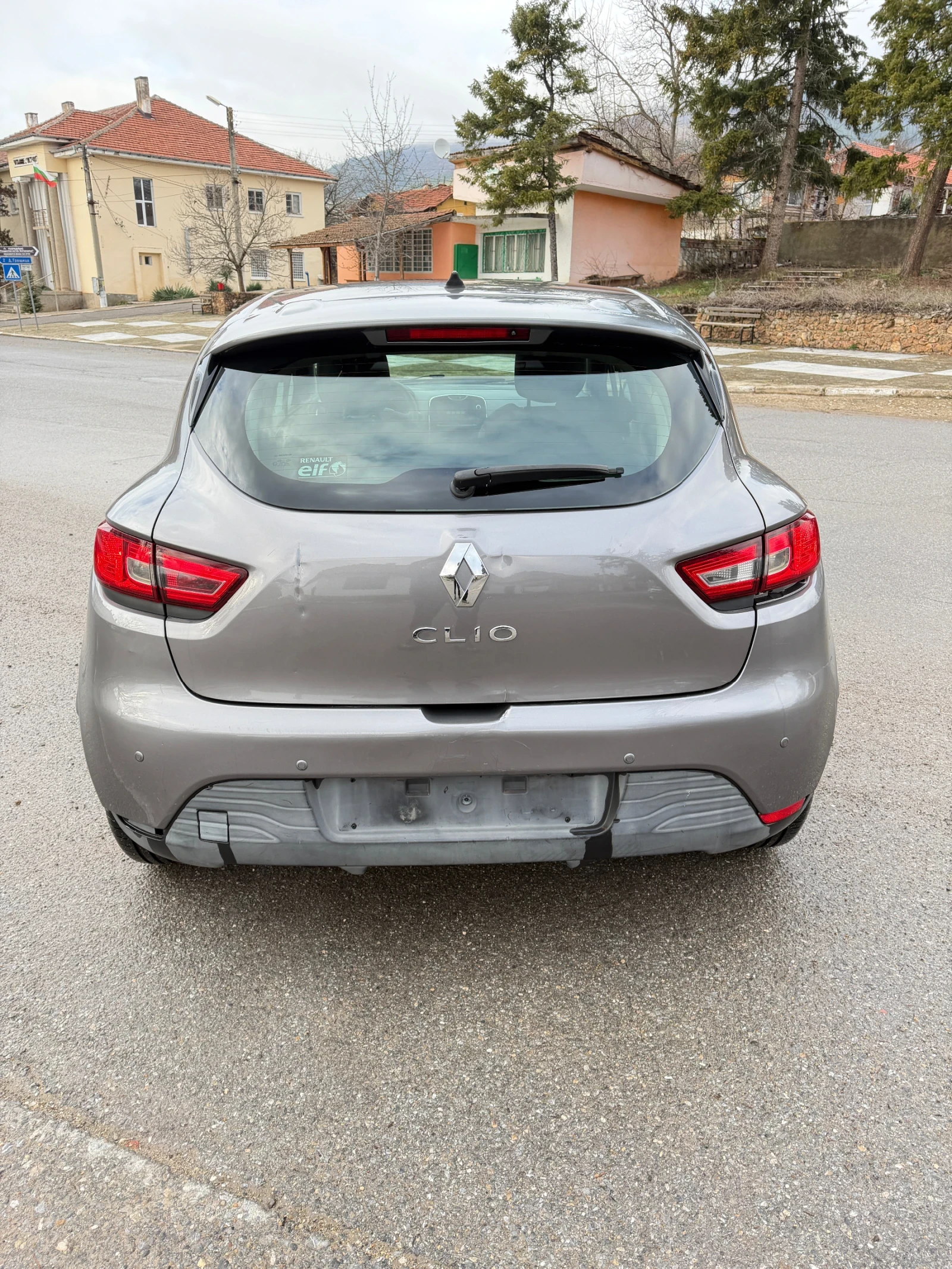 Renault Clio 1.2 газов инжекцион - изображение 4