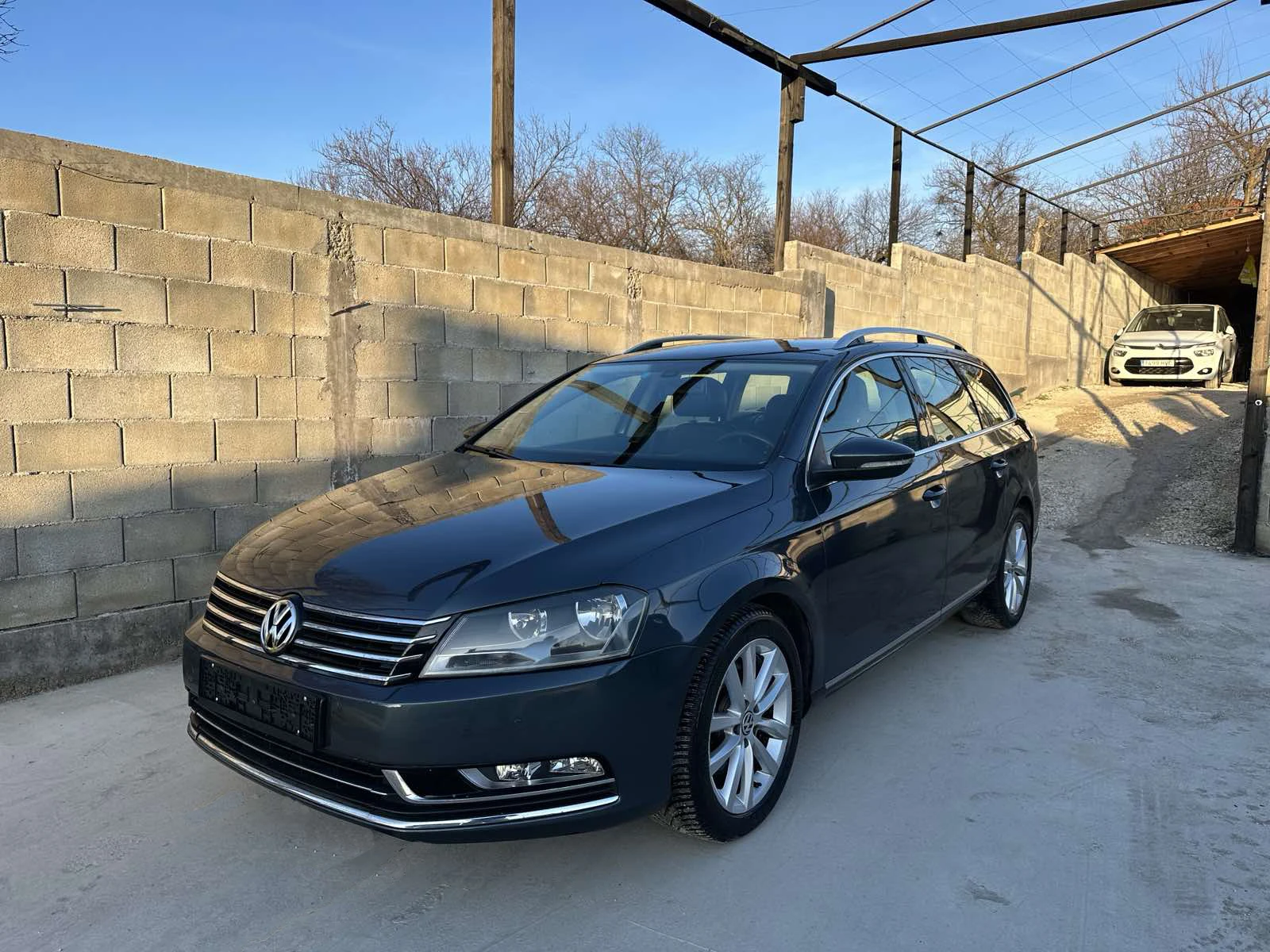 VW Passat 2.0 TDI Highline Автоматик Нави