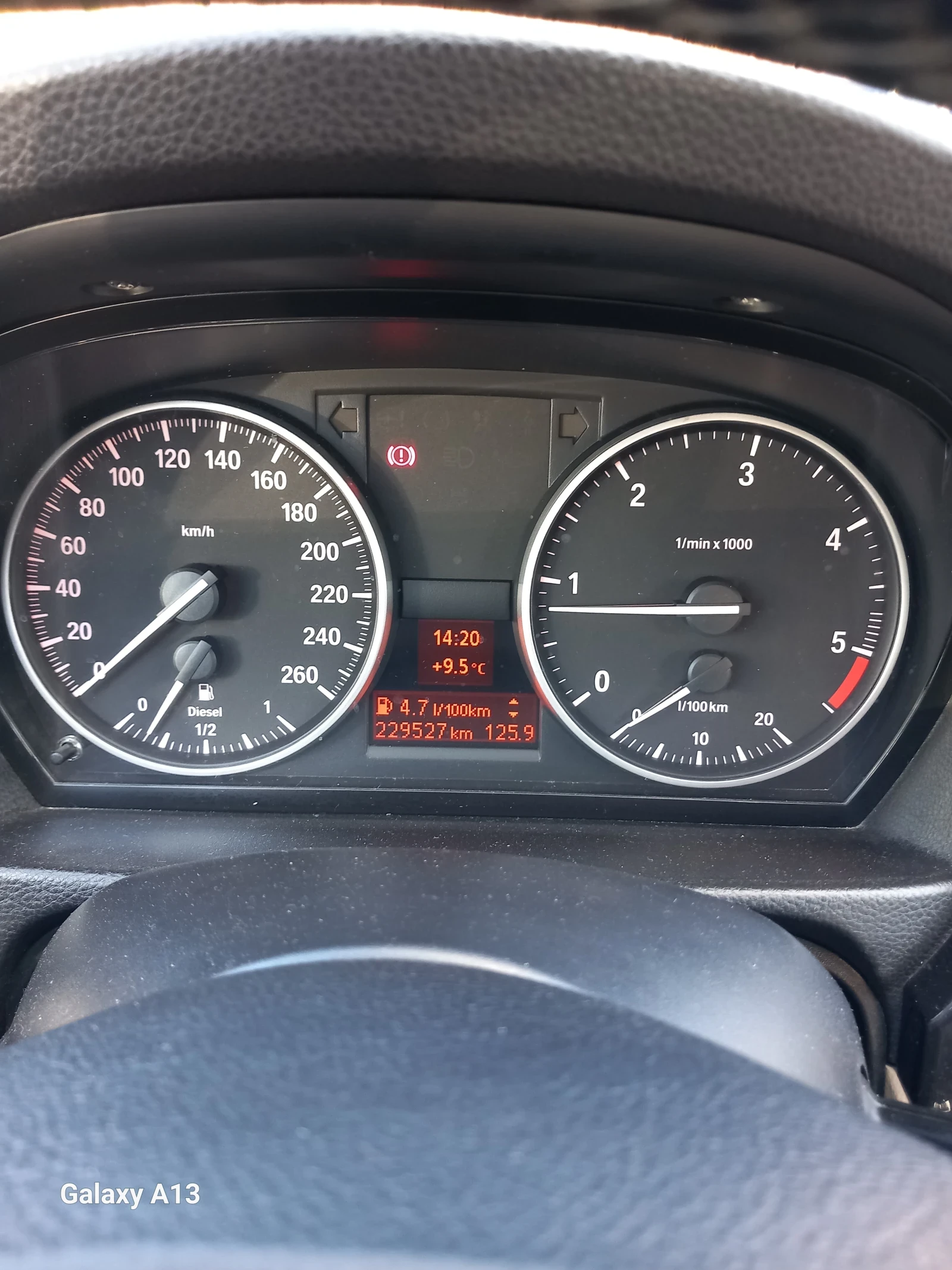 BMW 318, снимка 12 - Автомобили и джипове - 54043577