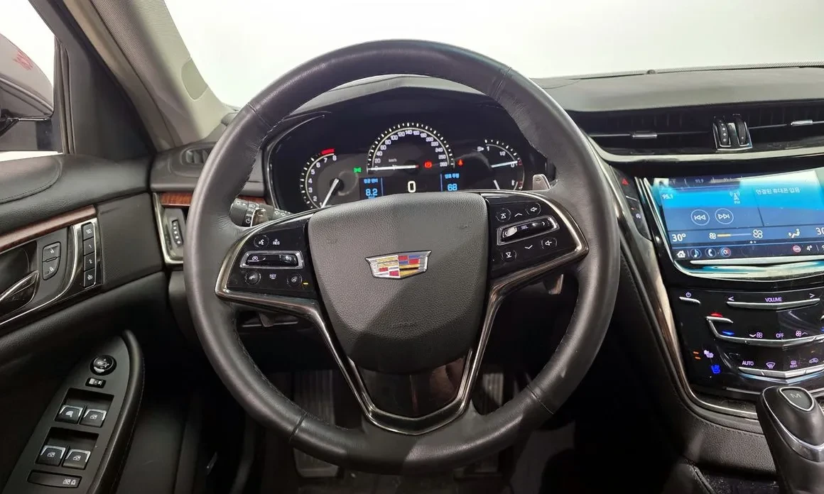 Cadillac Cts * BOSE * KAMEPA * ОБДУХВАНЕ, снимка 13 - Автомобили и джипове - 54343285