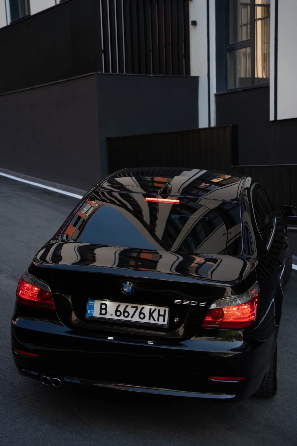 BMW 530 3.0 235 (LCI) РЕГИСТРИРАНА, снимка 4 - Автомобили и джипове - 54445303