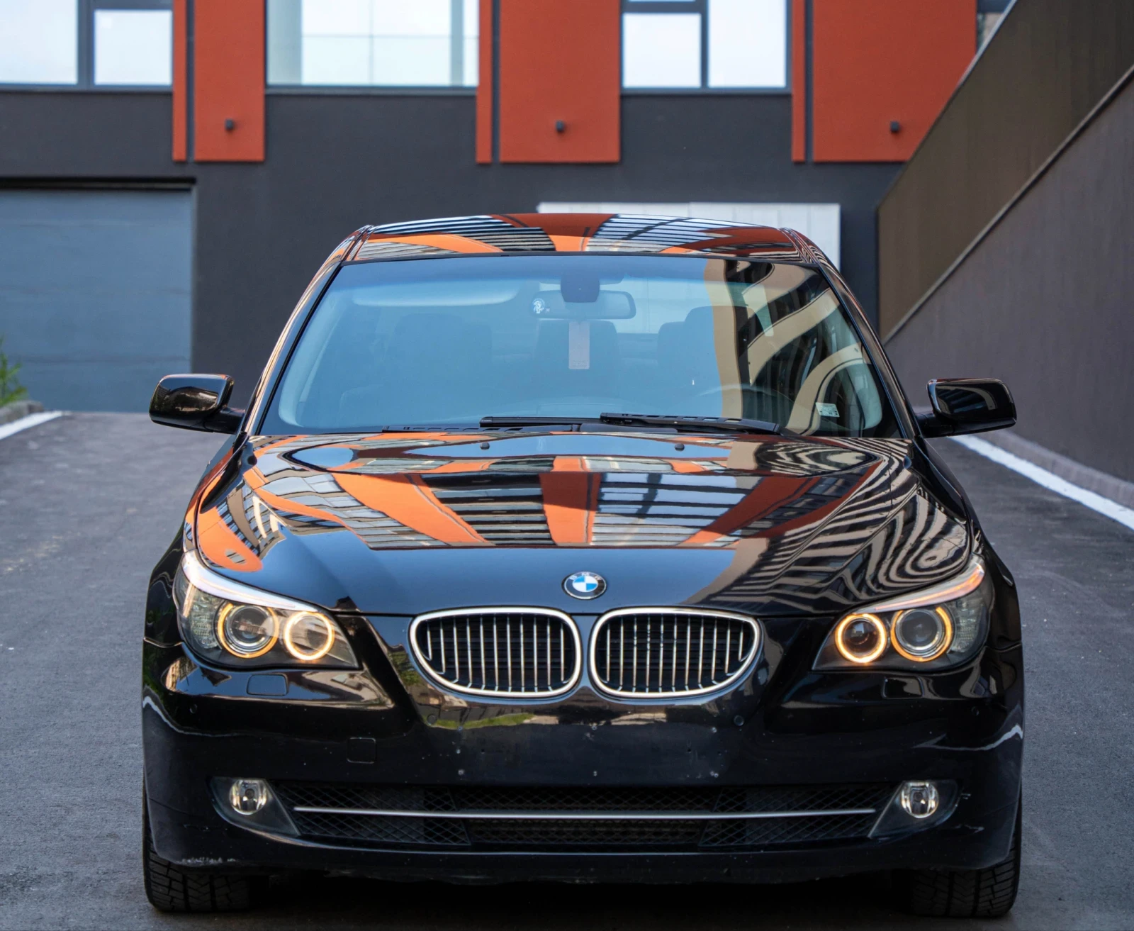 BMW 530 3.0 235 (LCI) РЕГИСТРИРАНА