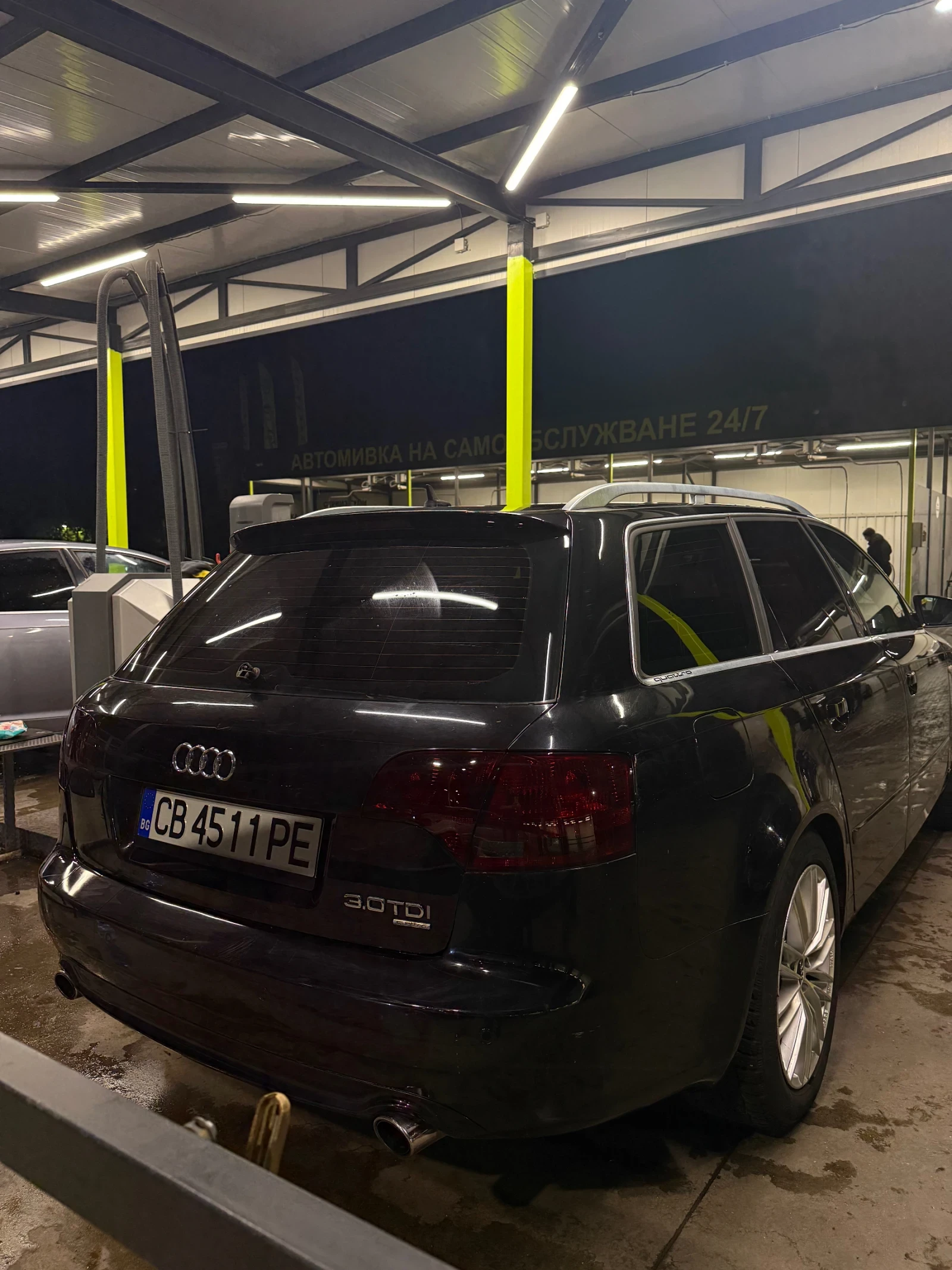 Audi A4, снимка 3 - Автомобили и джипове - 54529041