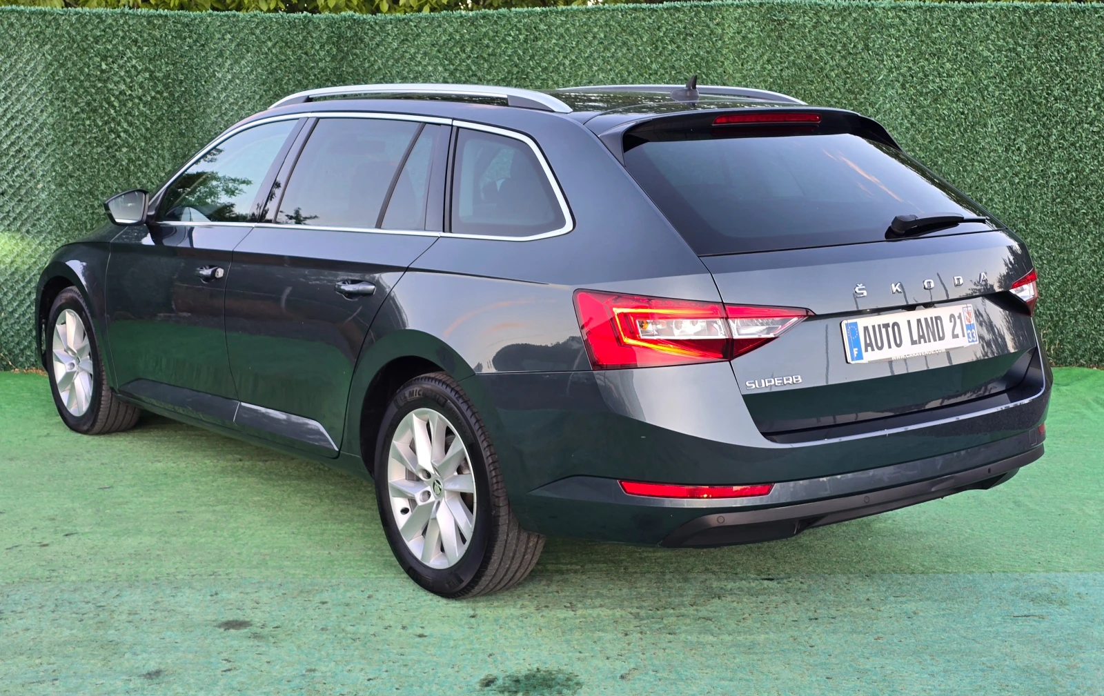 Skoda Superb 2.0TDI* 150��* 7DSG* FACE LIFT* 51000�� | Mobile.bg � ����������� 7