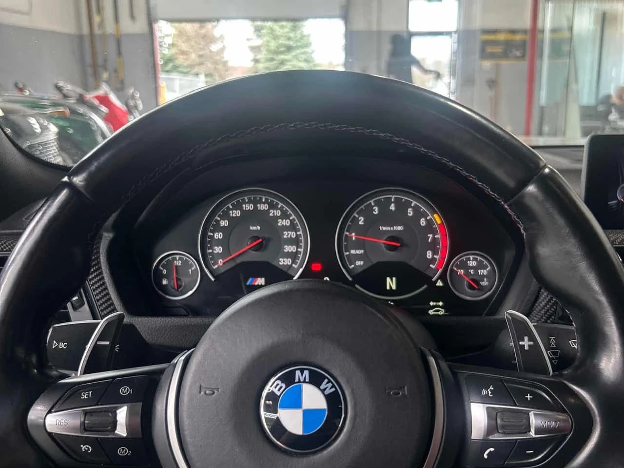 BMW M4  CARFAX, снимка 8 - Автомобили и джипове - 54640346