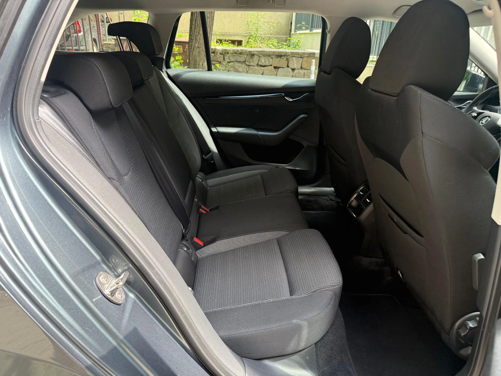 Skoda Octavia 2.0 TDI  , снимка 13 - Автомобили и джипове - 54929763