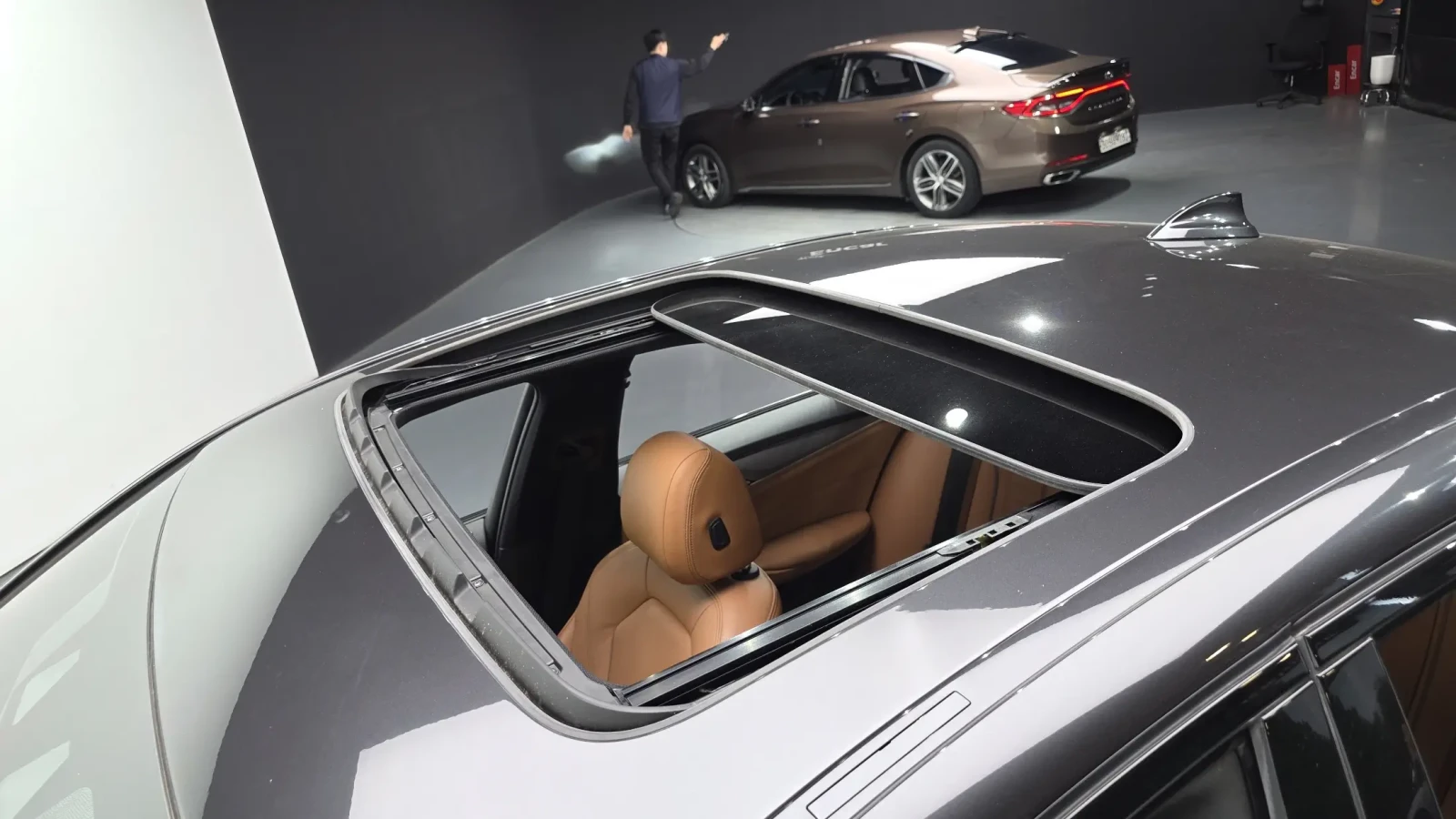 BMW 530 Xi M PACK| DISTRONIC| HUD| B48| , снимка 13 - Автомобили и джипове - 54943651