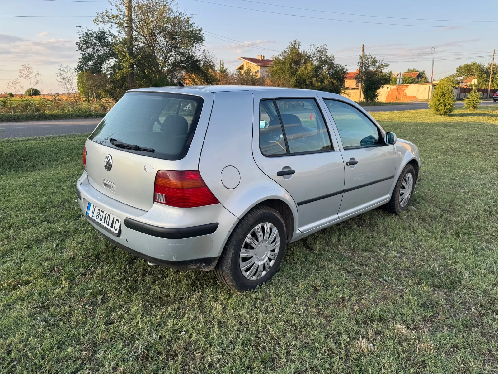 VW Golf 1.6