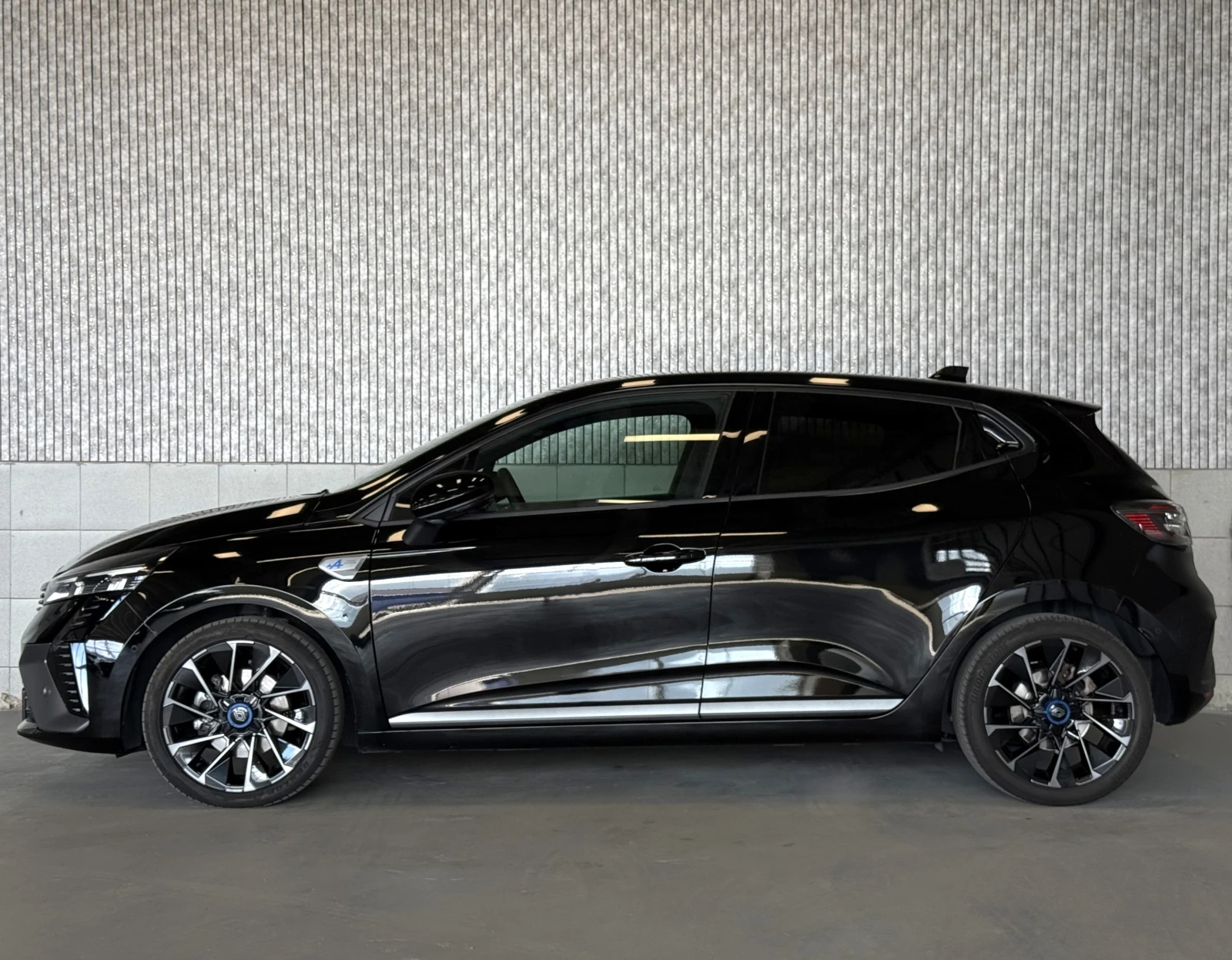 Renault Clio V ESPRIT ALPINE, снимка 2 - Автомобили и джипове - 55988642