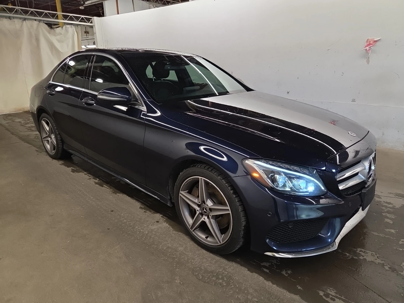 Mercedes-Benz C 300  CARFAX / ПАНОРАМА / АВТОКРЕДИТ, снимка 2 - Автомобили и джипове - 56023225
