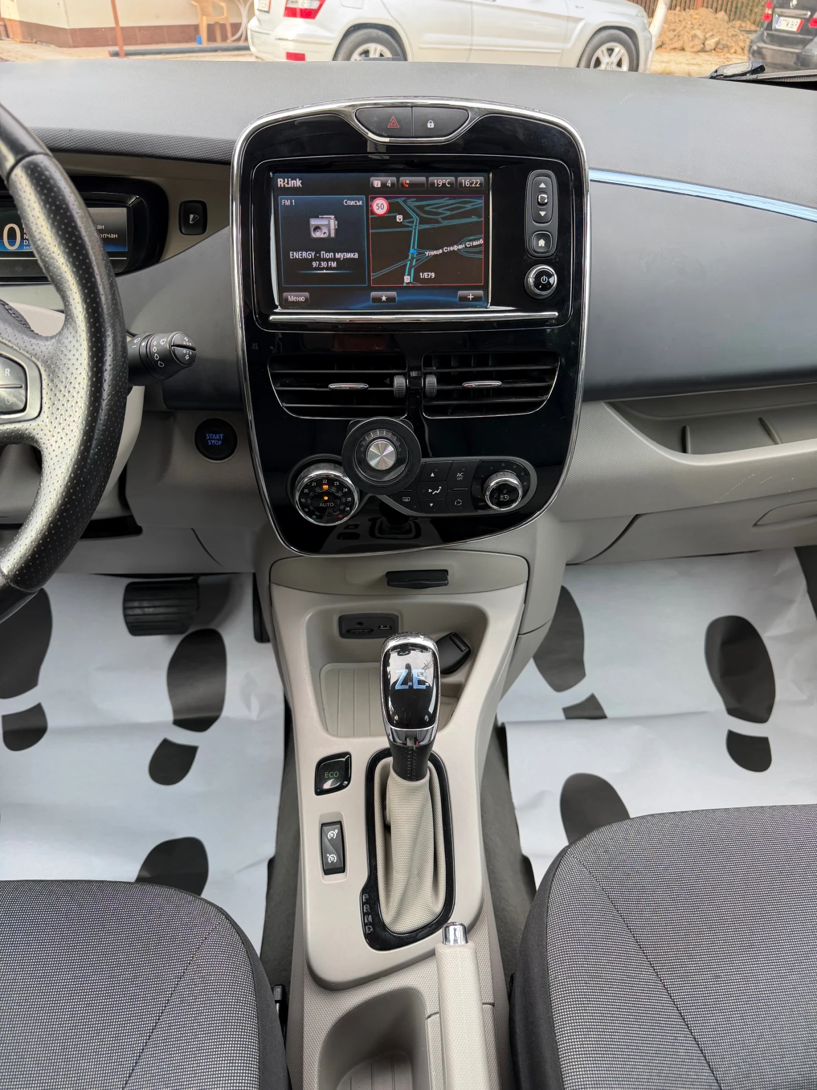 Renault Zoe 22kw/Camera/Navi/58ps | Mobile.bg � ����������� 9