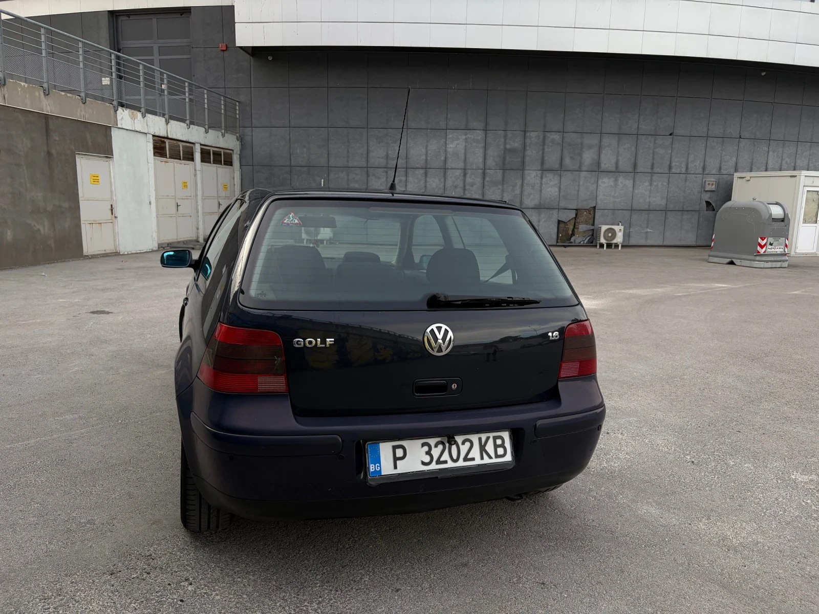 VW Golf, снимка 4 - Автомобили и джипове - 56451645