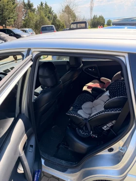 Toyota Rav4 2.2, 150 кс, автомат, снимка 8