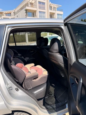 Toyota Rav4 2.2, 150 кс, автомат, снимка 7