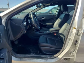 Mercedes-Benz GLA 250  * ПОДГРЕВИ* 2 КЛЮЧА* CARFAX * , снимка 9