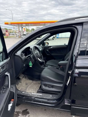 VW Tiguan * Comfortline R Line Black Edition /CARFAX/, снимка 5