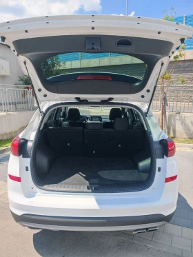 Hyundai Tucson HTRAC/KEYLESS/FULL/PANORAMA/LANE ASIST, снимка 7