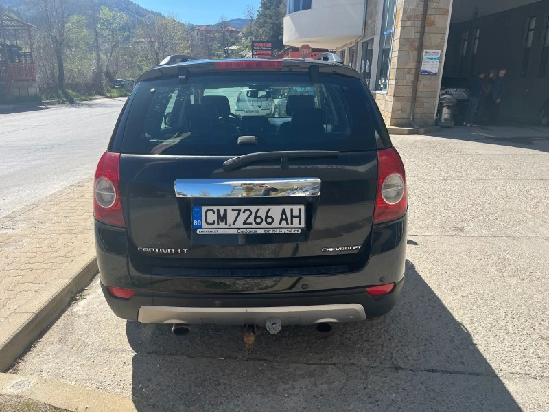 Chevrolet Captiva LT, снимка 4 - Автомобили и джипове - 48459513