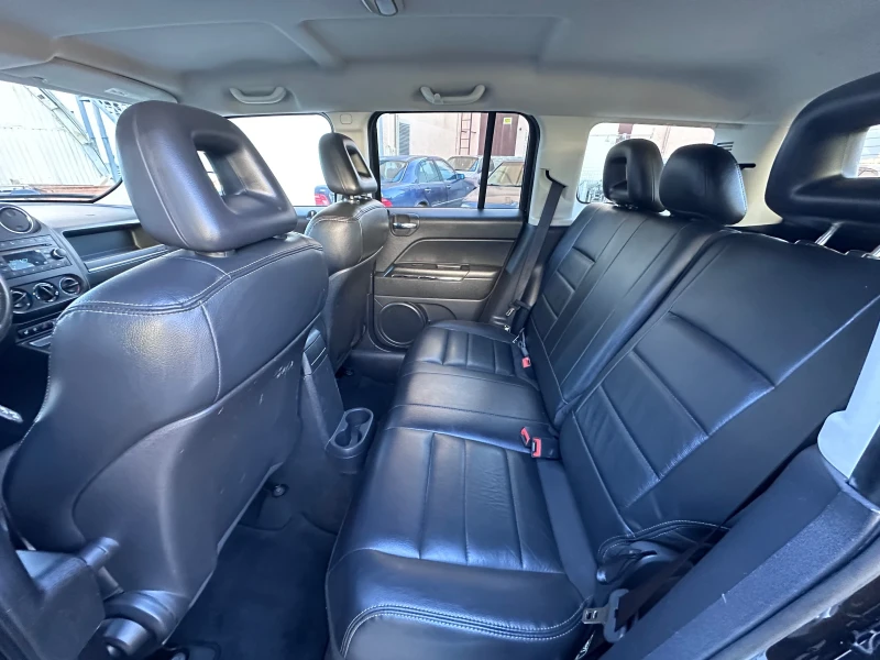Jeep Patriot 2.0CRD - КЛИМАТРОНИК, снимка 14 - Автомобили и джипове - 52413042