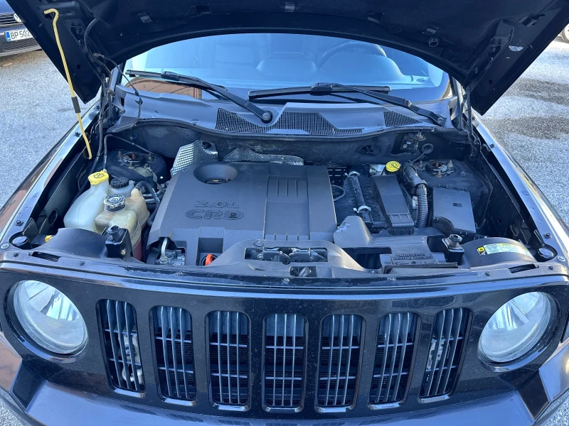 Jeep Patriot 2.0CRD - КЛИМАТРОНИК, снимка 17 - Автомобили и джипове - 52413042