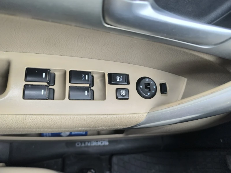 Kia Sorento, снимка 16 - Автомобили и джипове - 53596679