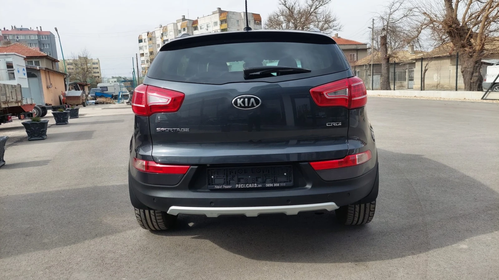 Kia Sportage 2.0CRDi 4x4 6SP-VNOS IT-FULL-SERVNA IST.-LIZING - изображение 5