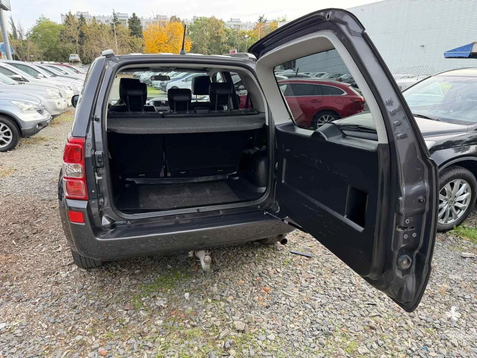 Suzuki Grand vitara 2.0i Swiss - изображение 8