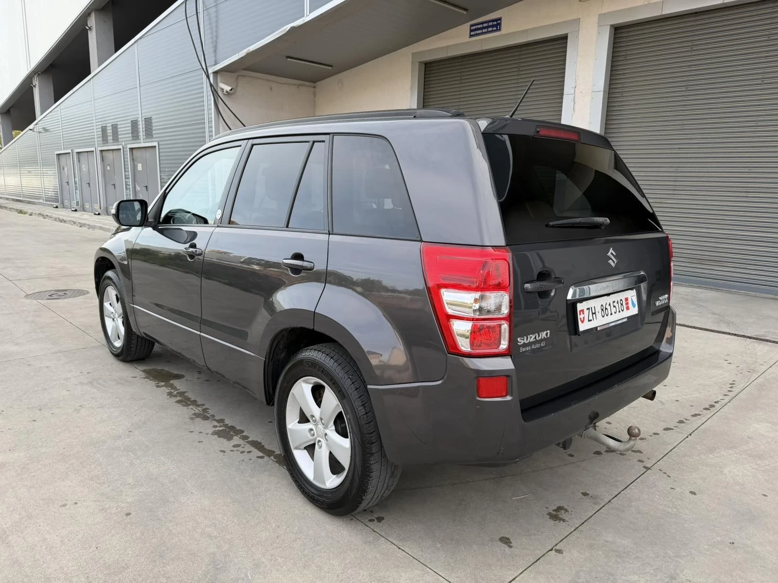 Suzuki Grand vitara 2.0i Swiss - изображение 6