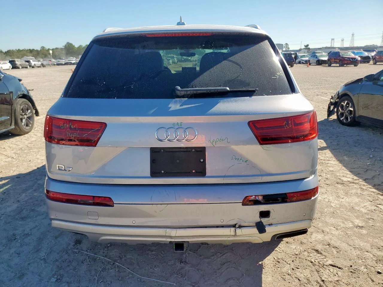 Audi Q7 PREMIUM PLUS DIGITAL/360/ОБДУХВАНЕ/ПОДГРЕВ/ПАНО - изображение 5